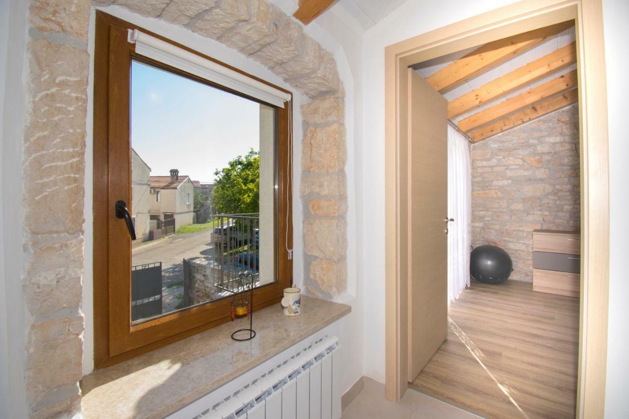 カンファナル Casa Sossi Near Rovinjヴィラ エクステリア 写真
